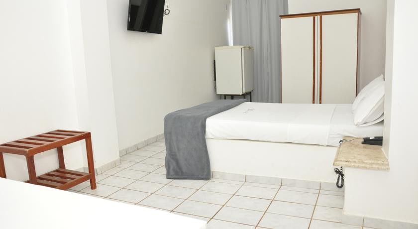 Center Apart Hotel 巴雷拉斯 外观 照片